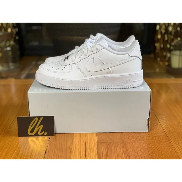 Nike Shoes Size 7y Nike Air Force 7 Low Triple White Poshmark